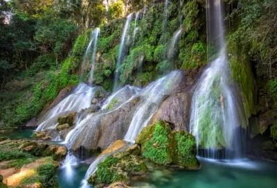 Topes de collantes, cuba